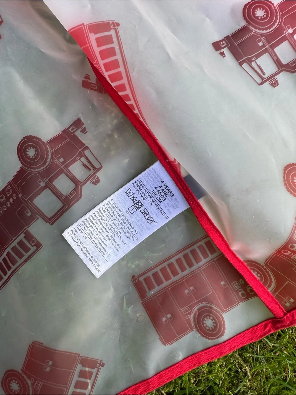 Baby Gap Boys’ Size 4 Rain Jacket | Firetrucks | EUC | Hood
